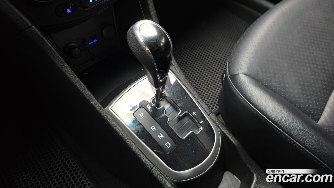 Hyundai Accent 2013