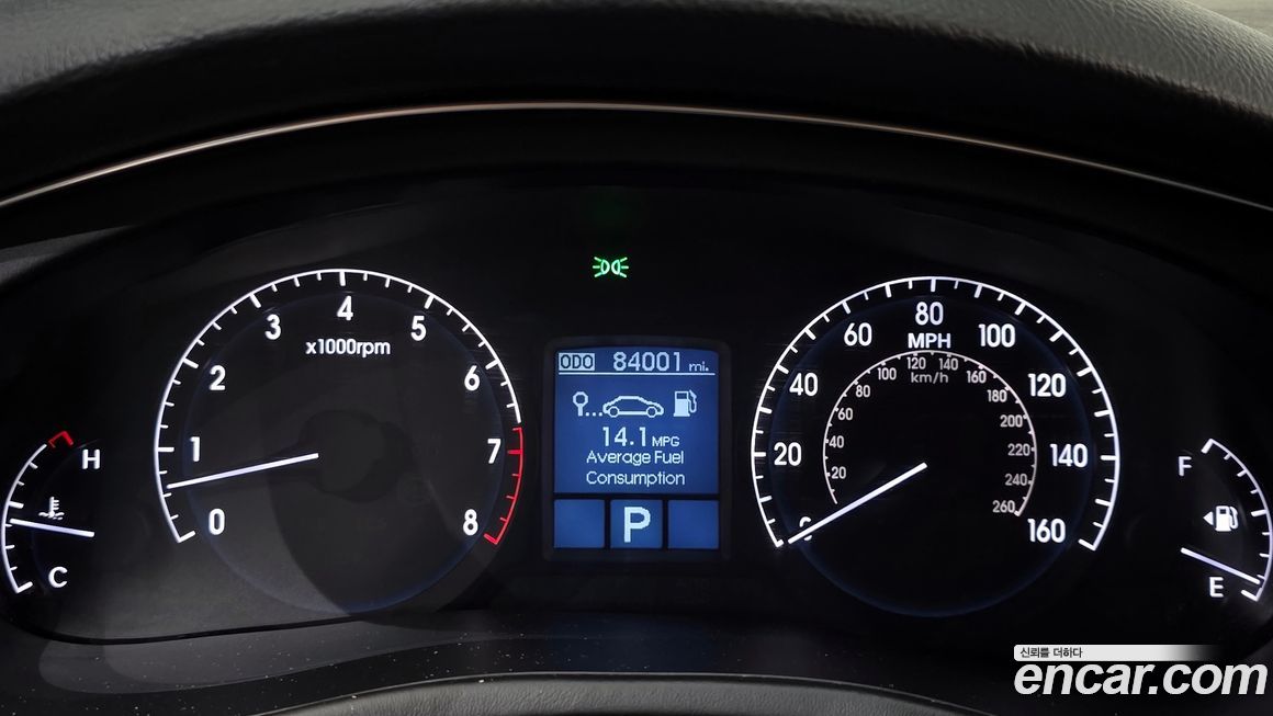 Hyundai Genesis 2012