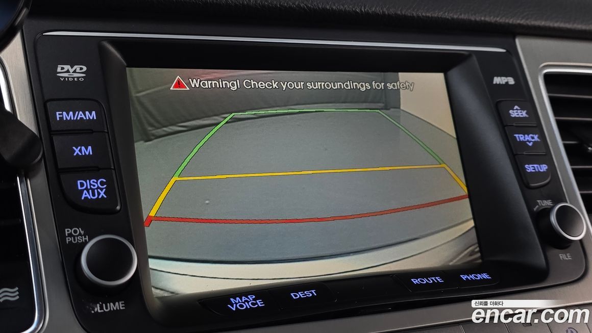 Hyundai Genesis 2012