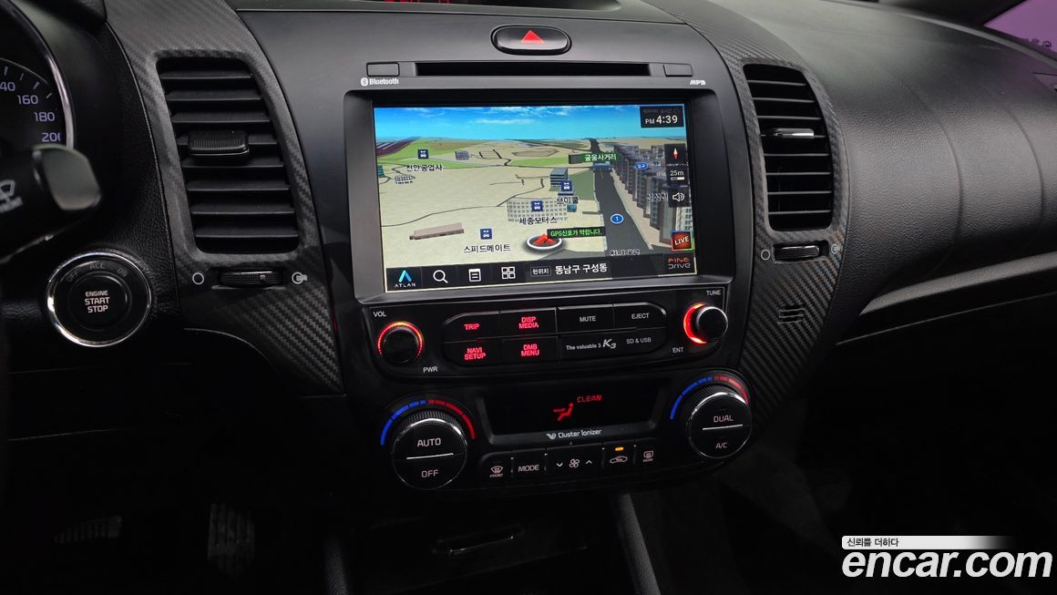Kia K3 2013