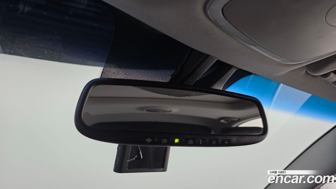 Hyundai Genesis 2012