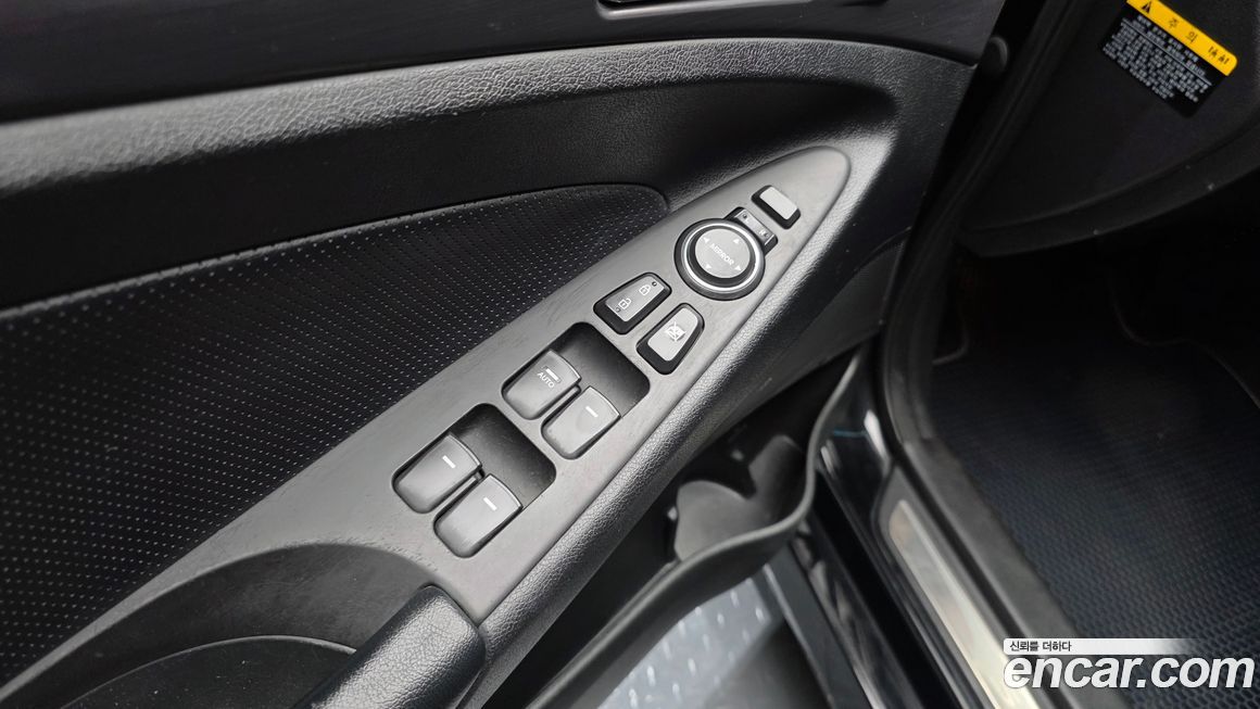 Hyundai Sonata 2012