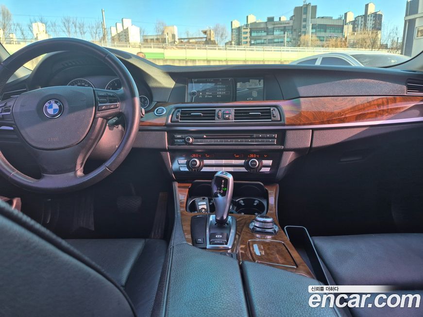 BMW 5-Series 2010