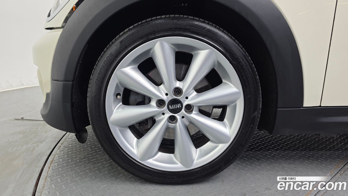 Mini Cooper Convertible 2014