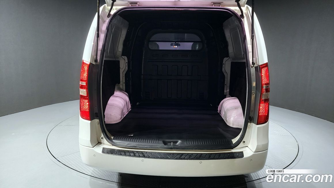 Hyundai Starex 2013