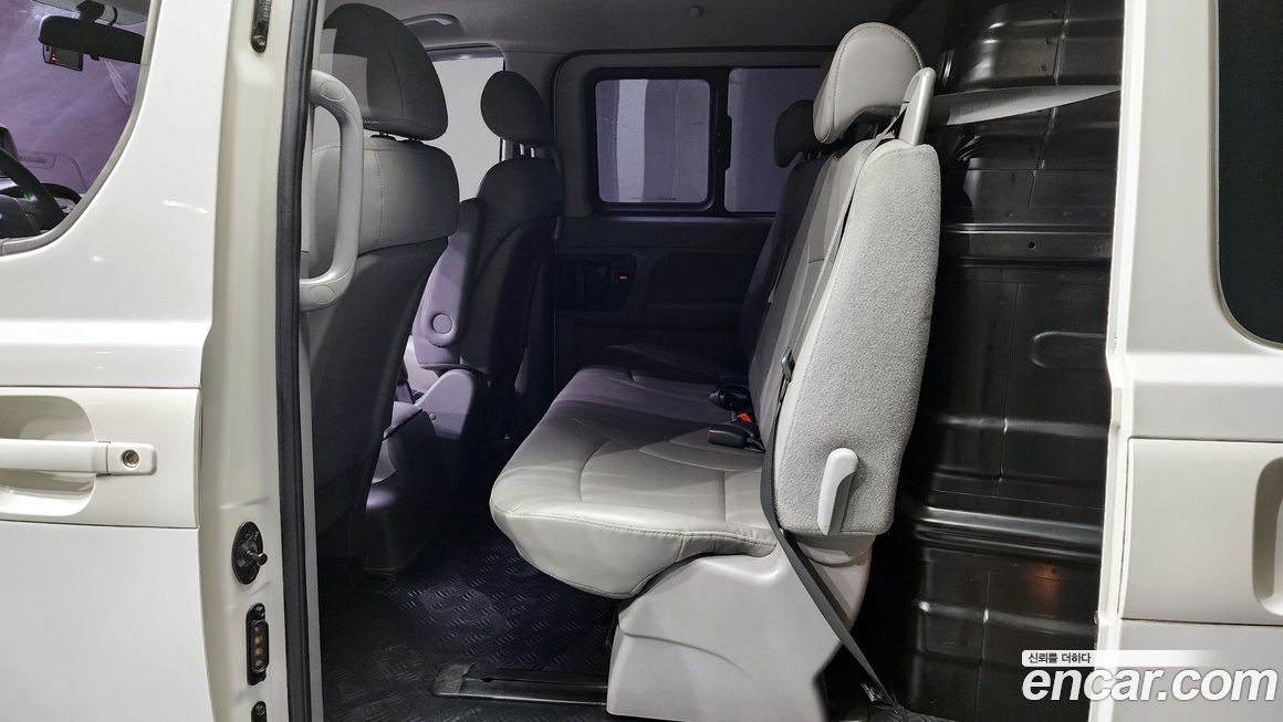 Hyundai Starex 2013