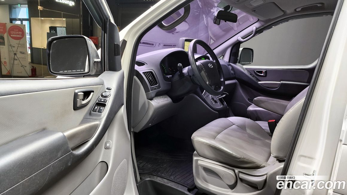 Hyundai Starex 2013