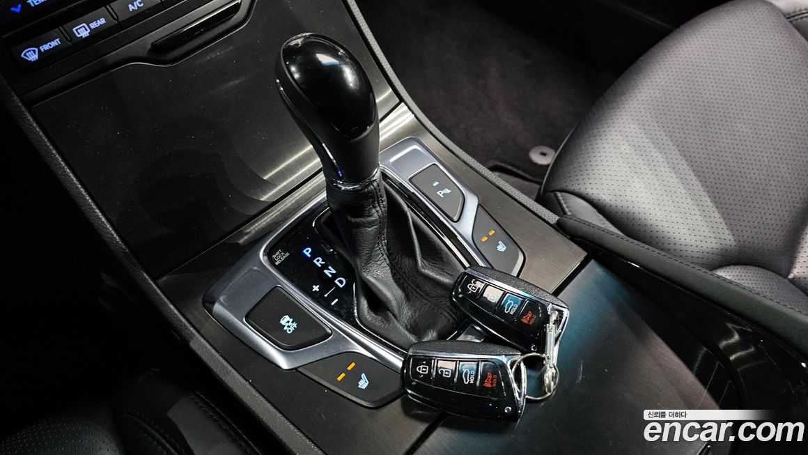 Hyundai Grandeur 2015