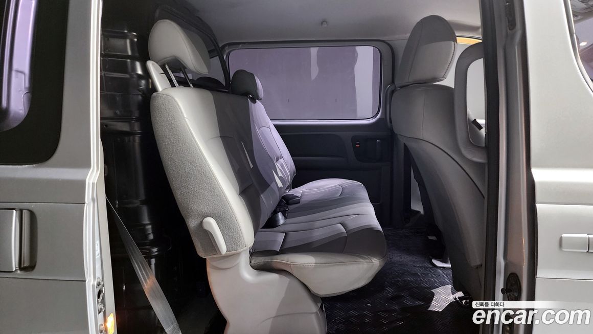 Hyundai Starex 2018