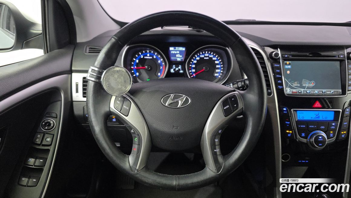 Hyundai i30 2016