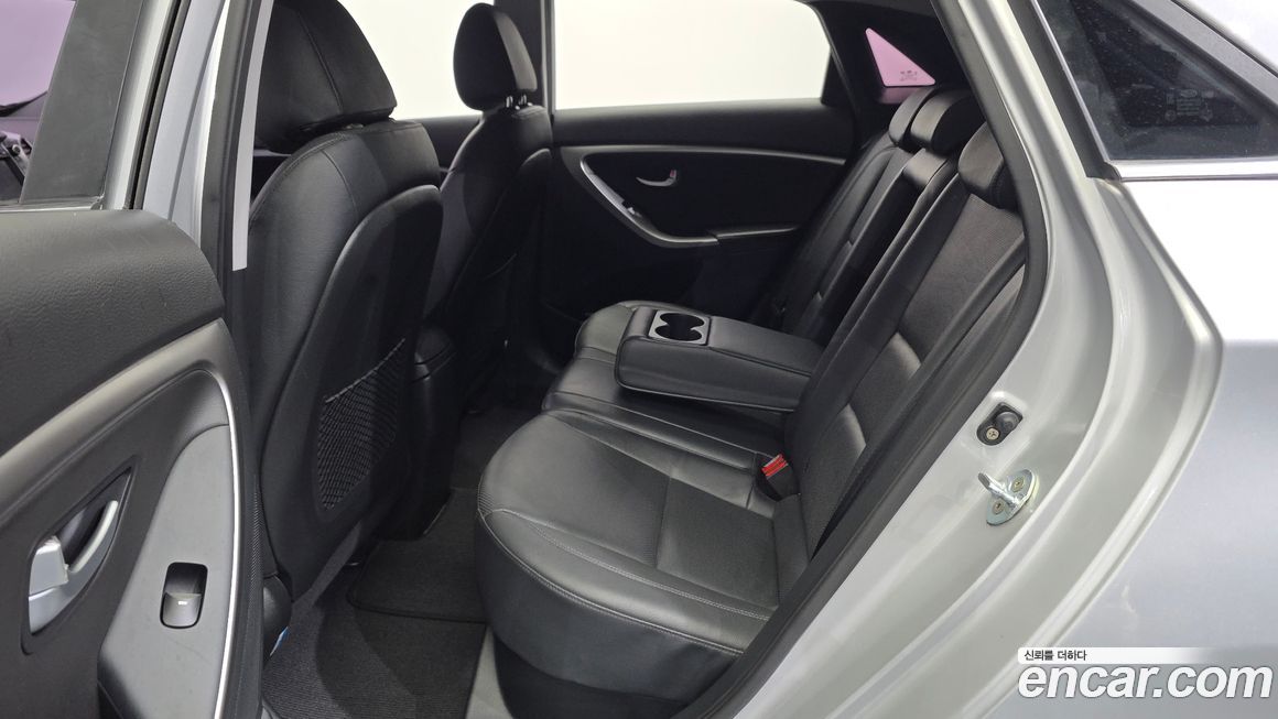 Hyundai i30 2016