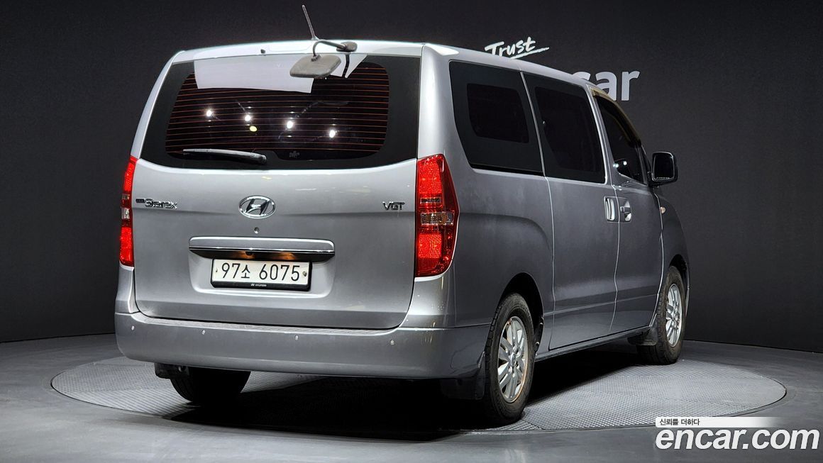 Hyundai Starex 2018