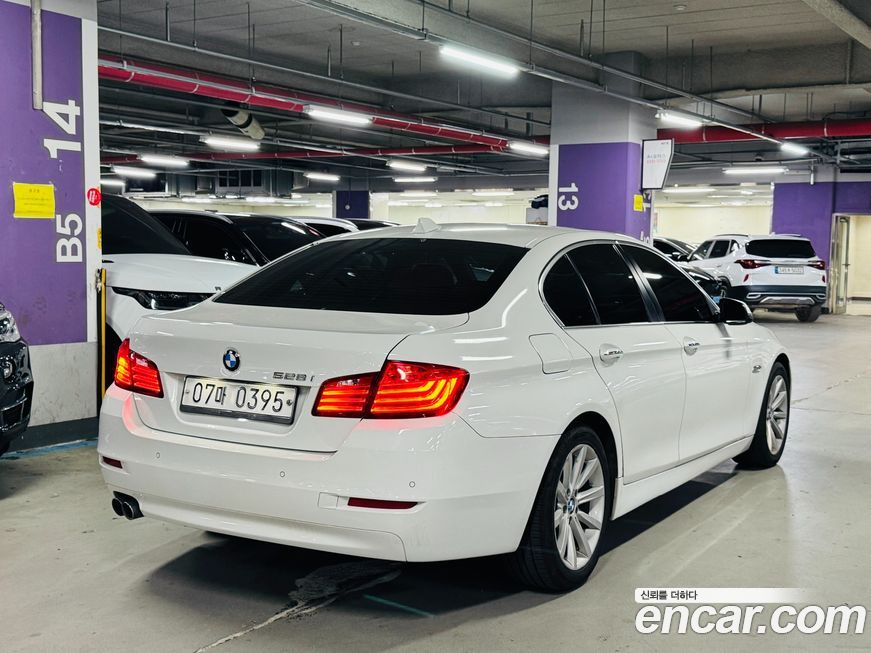 BMW 5-Series 2015
