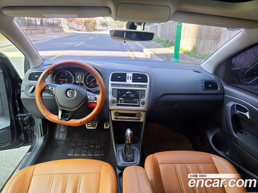 Volkswagen Polo 2016