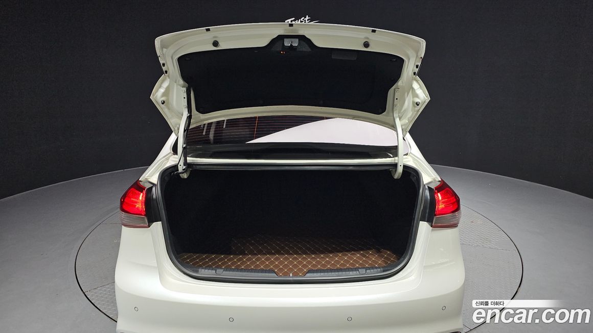 Kia K3 2016