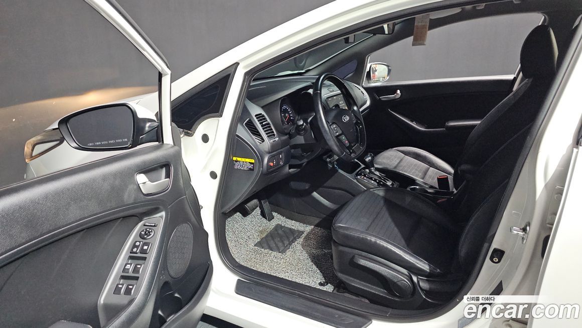 Kia K3 2016