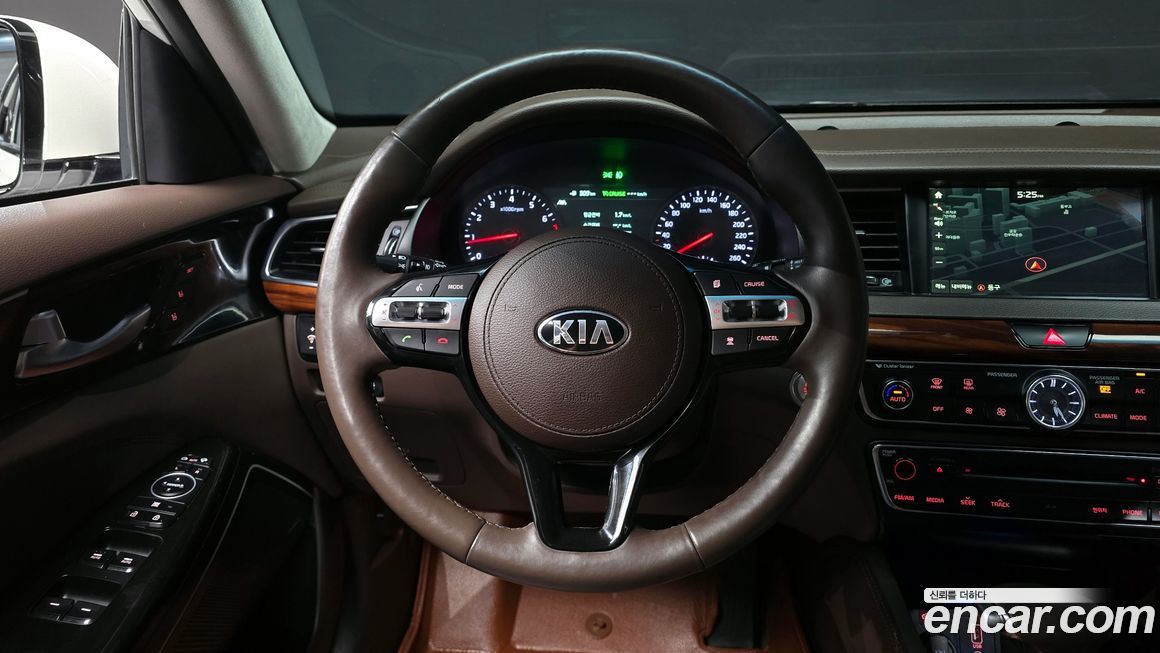 Kia K7 2016