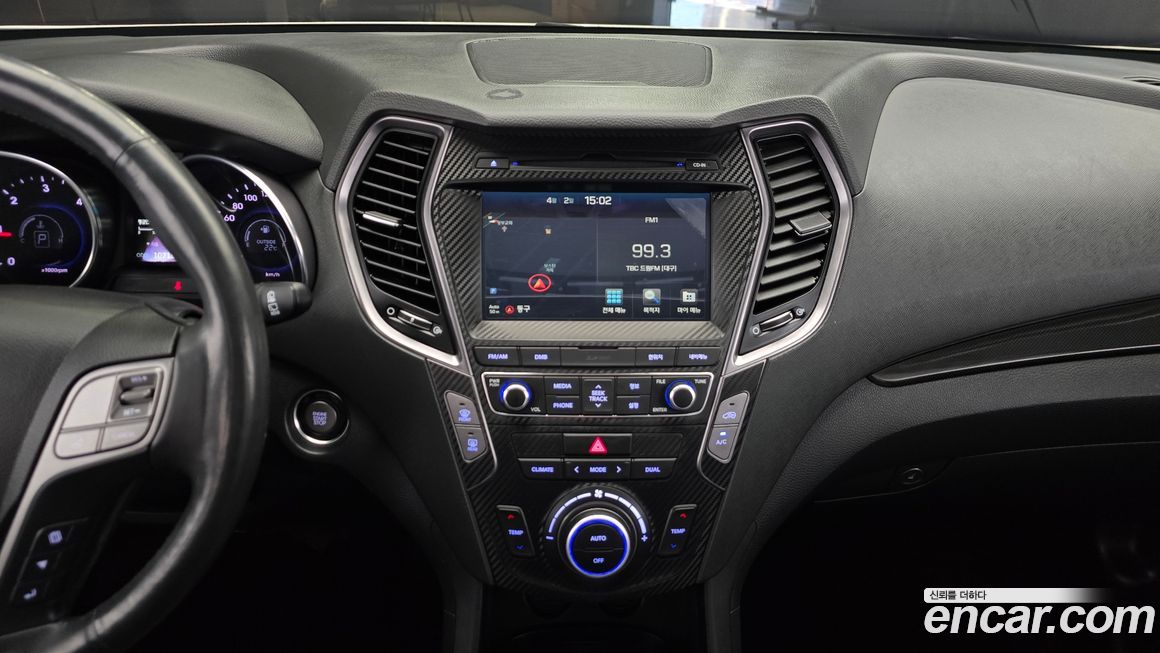 Hyundai Santafe 2015