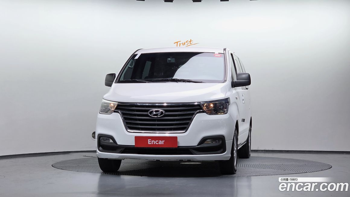 Hyundai Starex 2019
