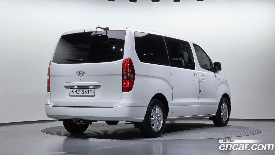 Hyundai Starex 2019