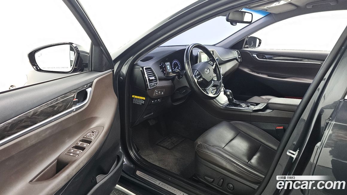 Hyundai Grandeur 2017