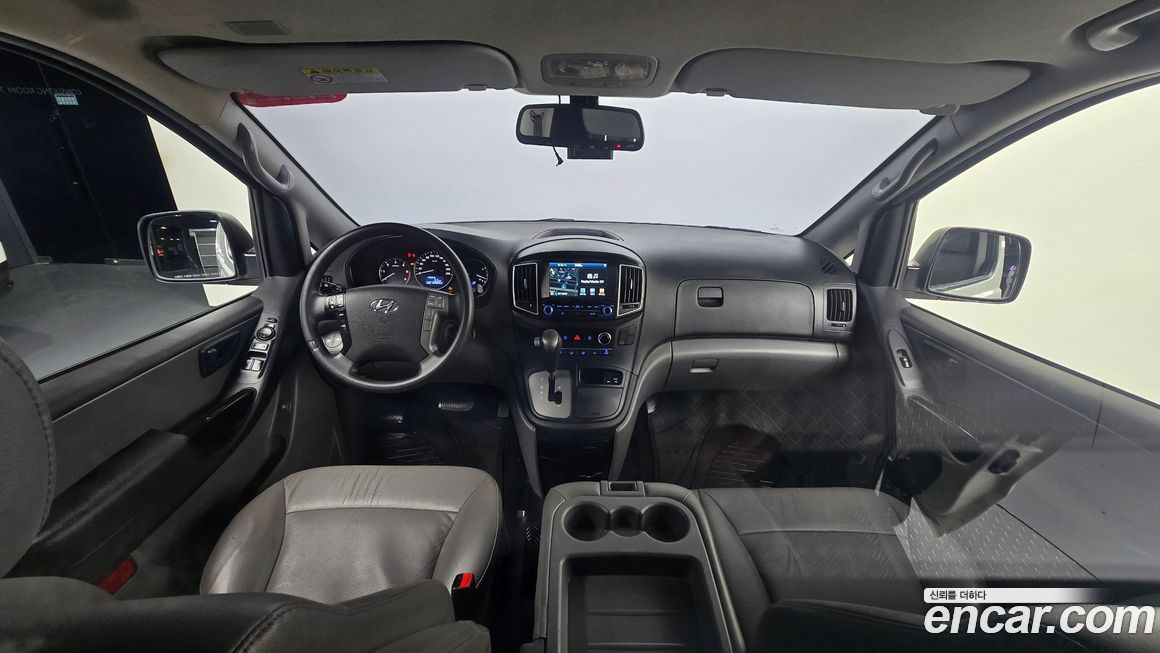 Hyundai Starex 2018