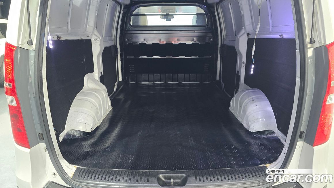 Hyundai Starex 2018