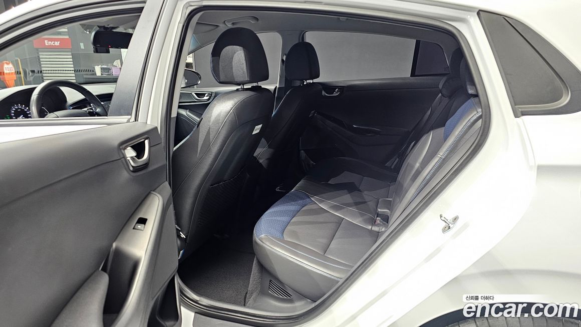 Hyundai Ioniq 2016
