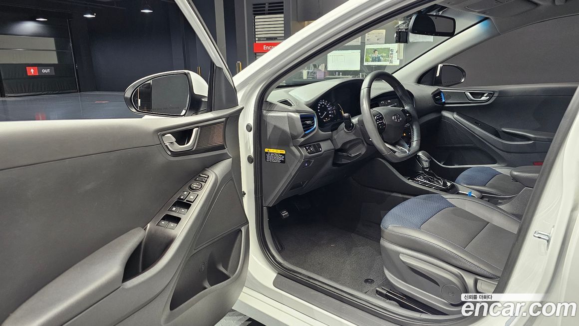Hyundai Ioniq 2016