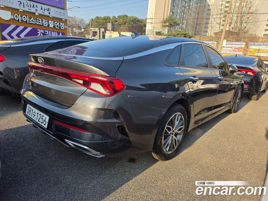 Kia K5 2021