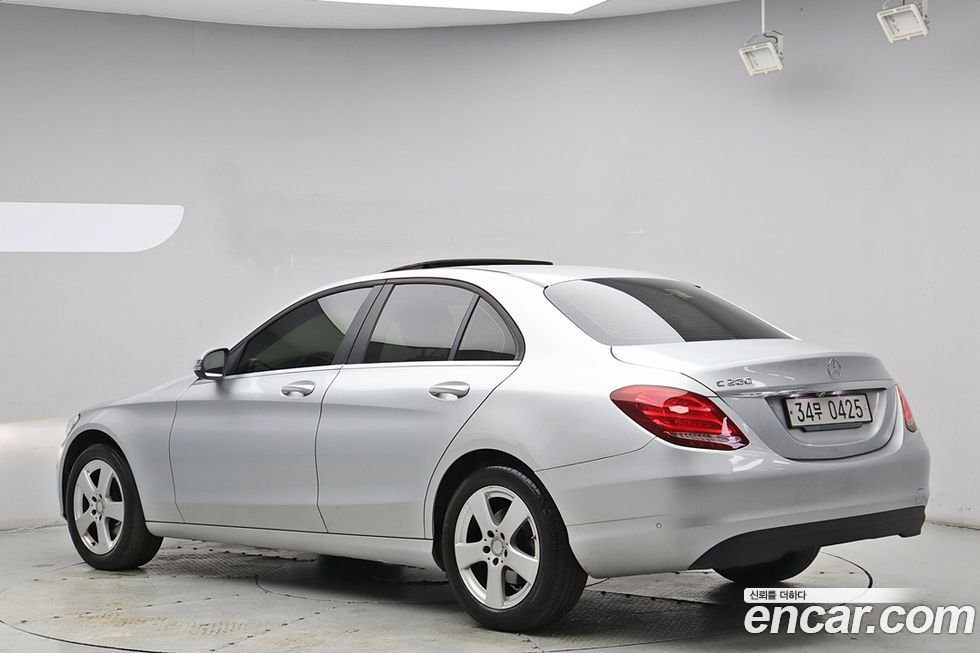Mercedes-Benz C-Class 2016