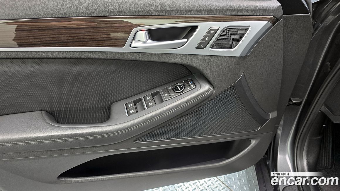 Genesis G80 2018