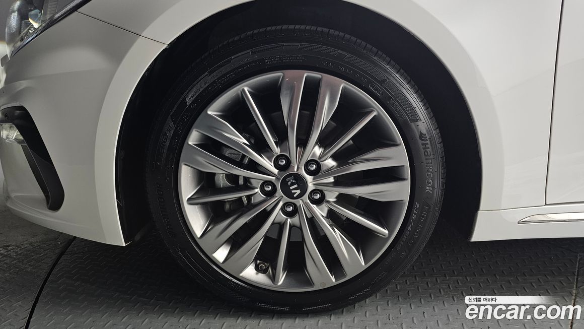 Kia K5 2019