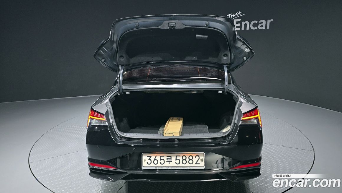 Hyundai AVANTE 2021