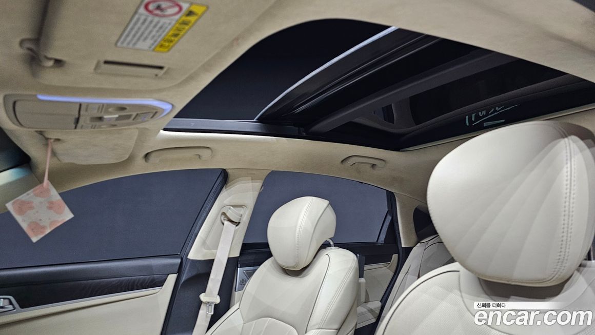 Hyundai Genesis 2014