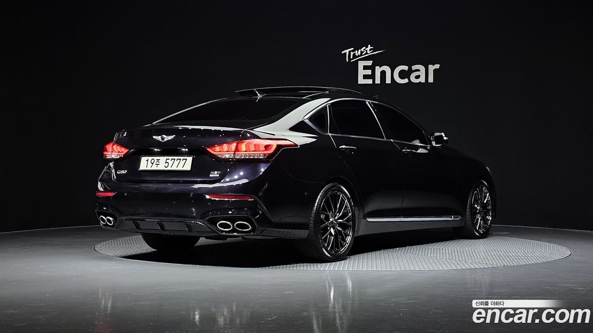 Hyundai Genesis 2014