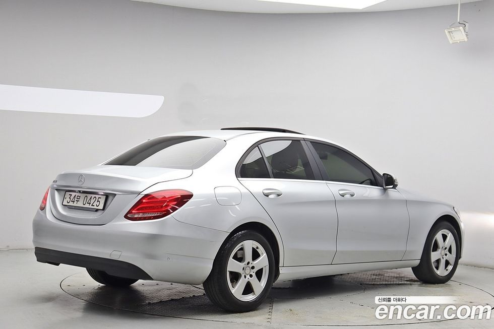 Mercedes-Benz C-Class 2016