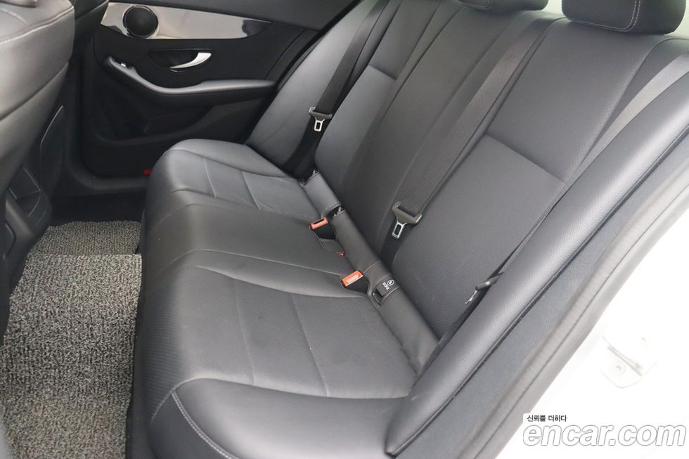 Mercedes-Benz C-Class 2016