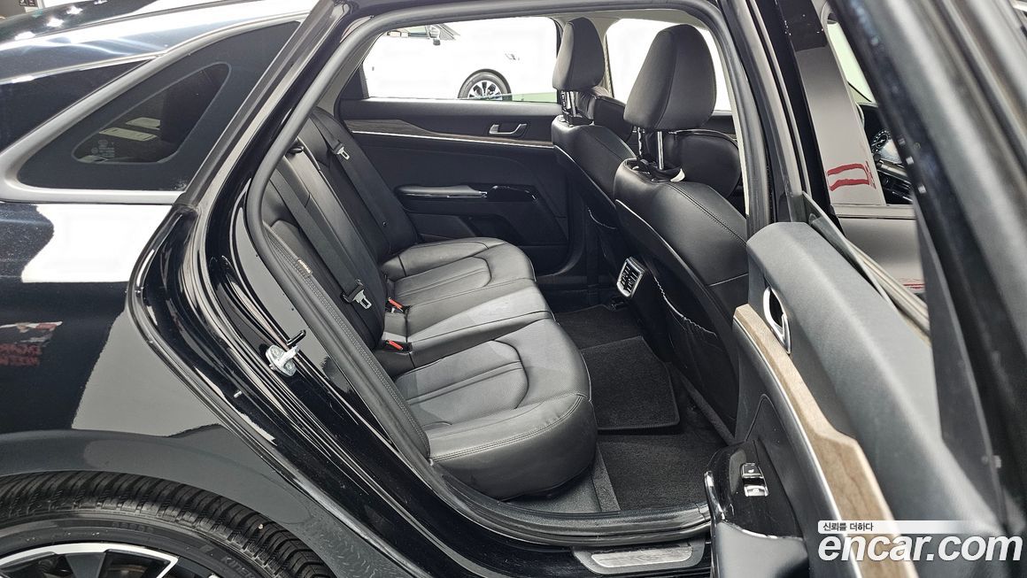 Kia K5 2021