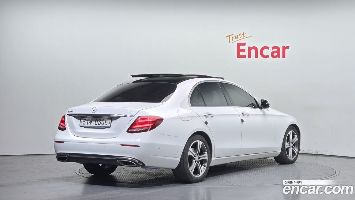 Mercedes-Benz E-Class 2017