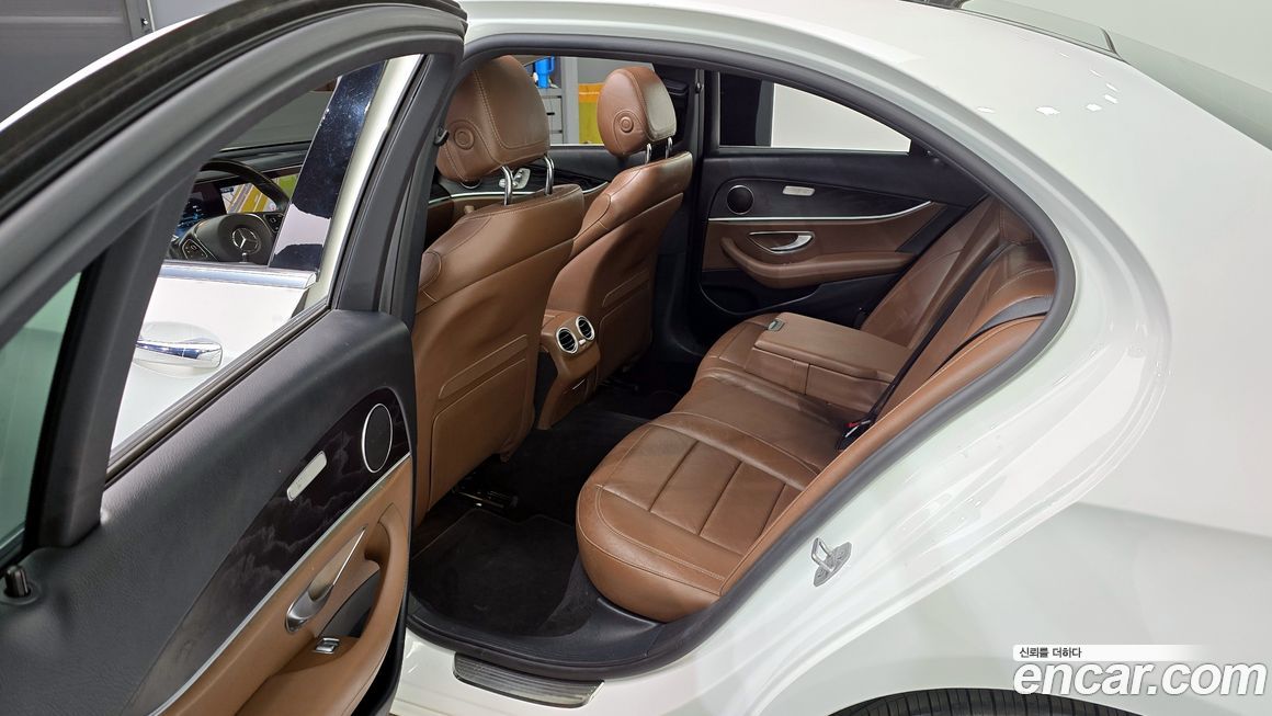 Mercedes-Benz E-Class 2017