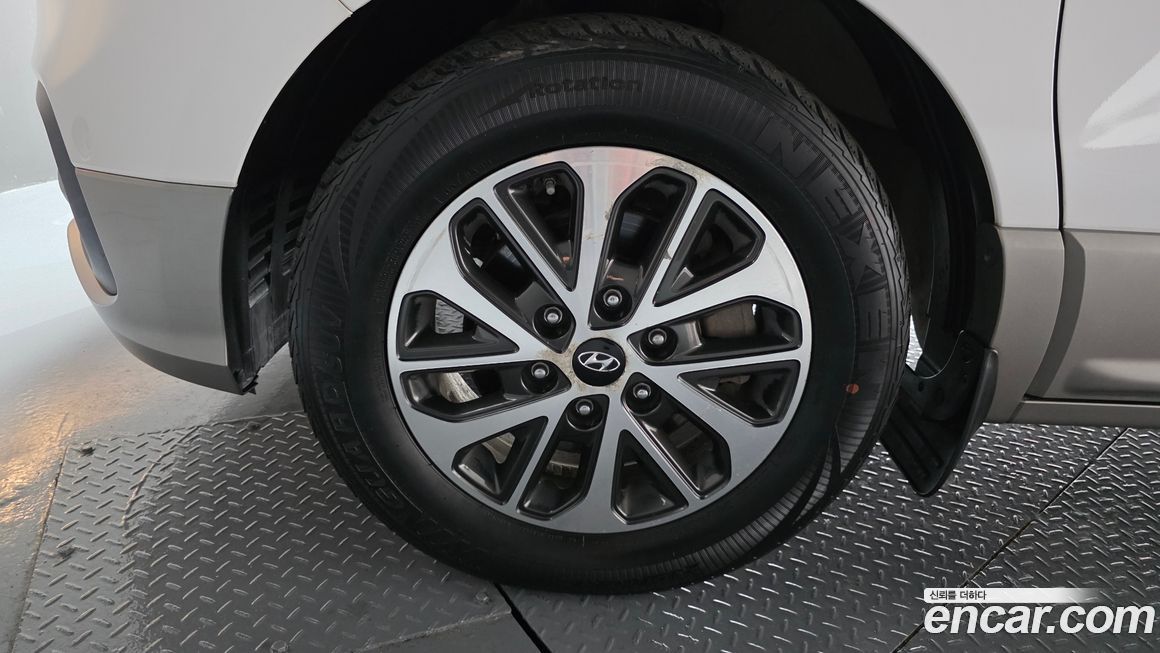 Hyundai Starex 2019