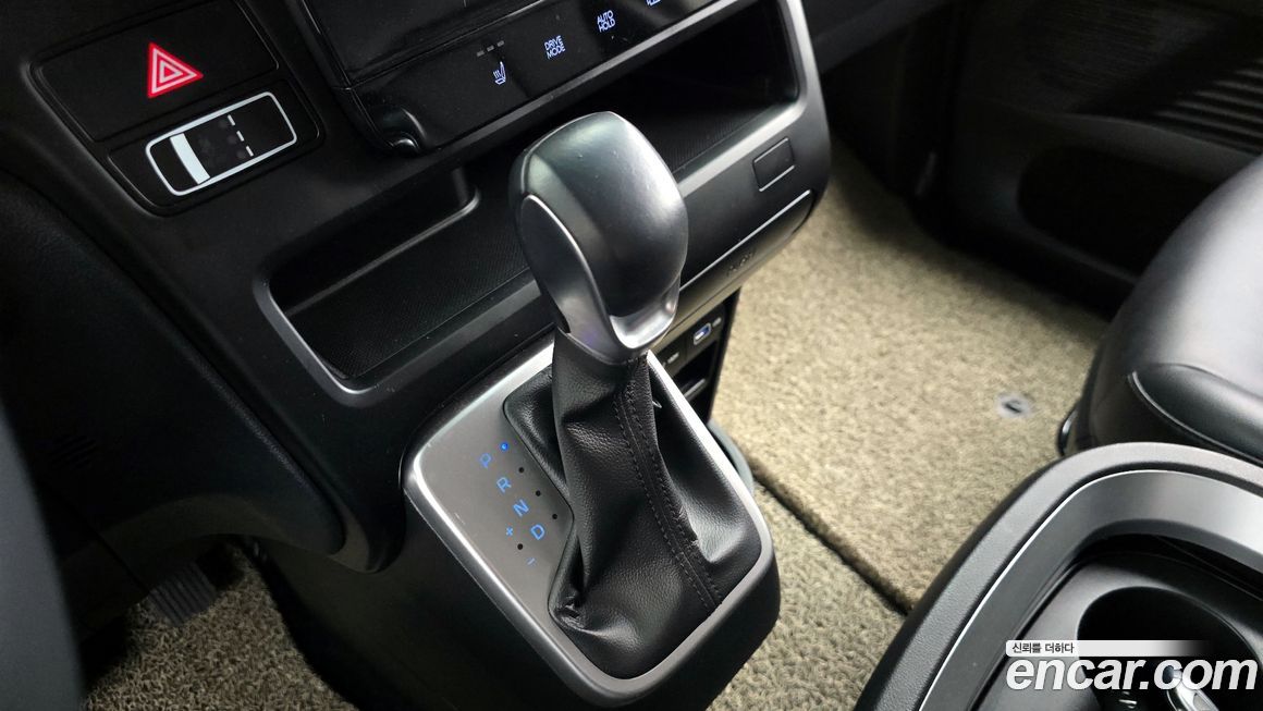 Hyundai Staria 2022