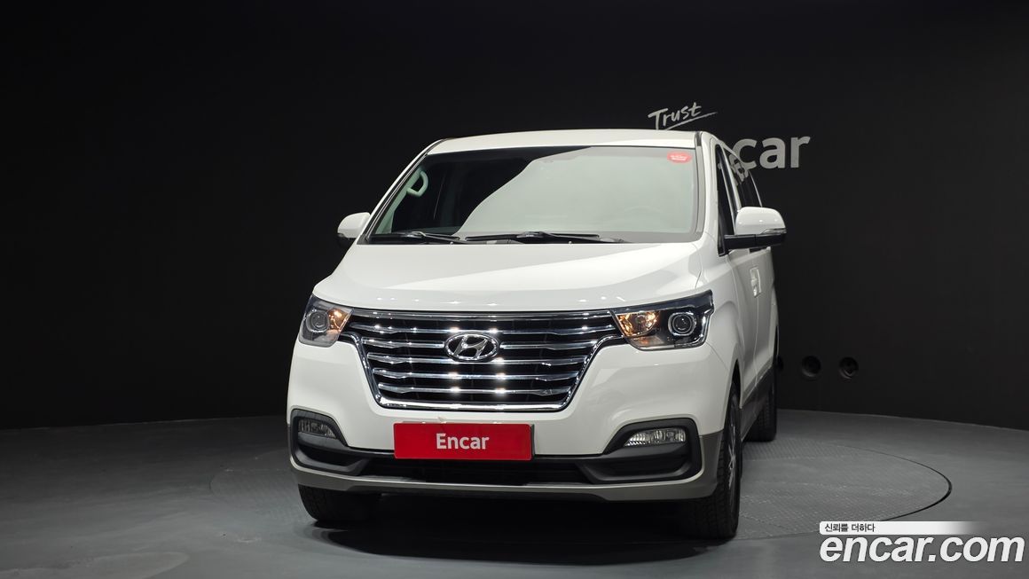 Hyundai Starex 2019