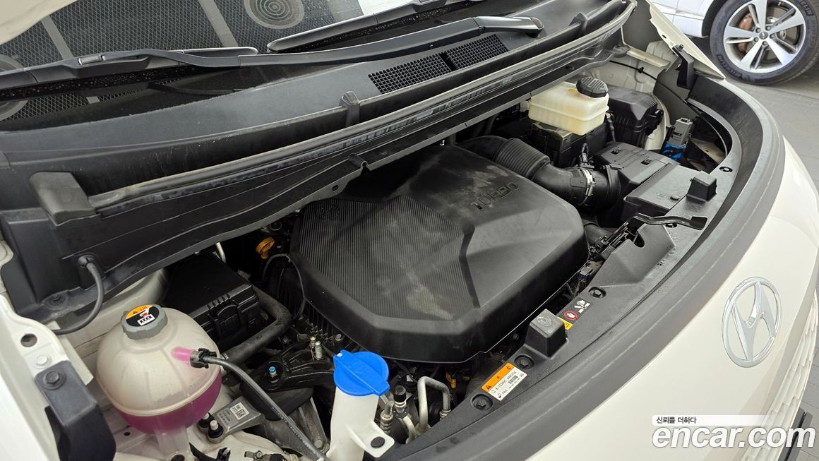 Hyundai Staria 2022