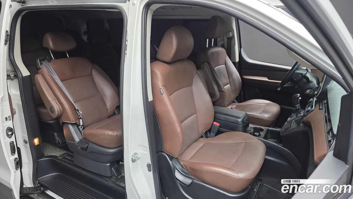 Hyundai Starex 2019