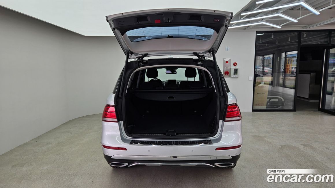 Mercedes-Benz GLE-Class 2016