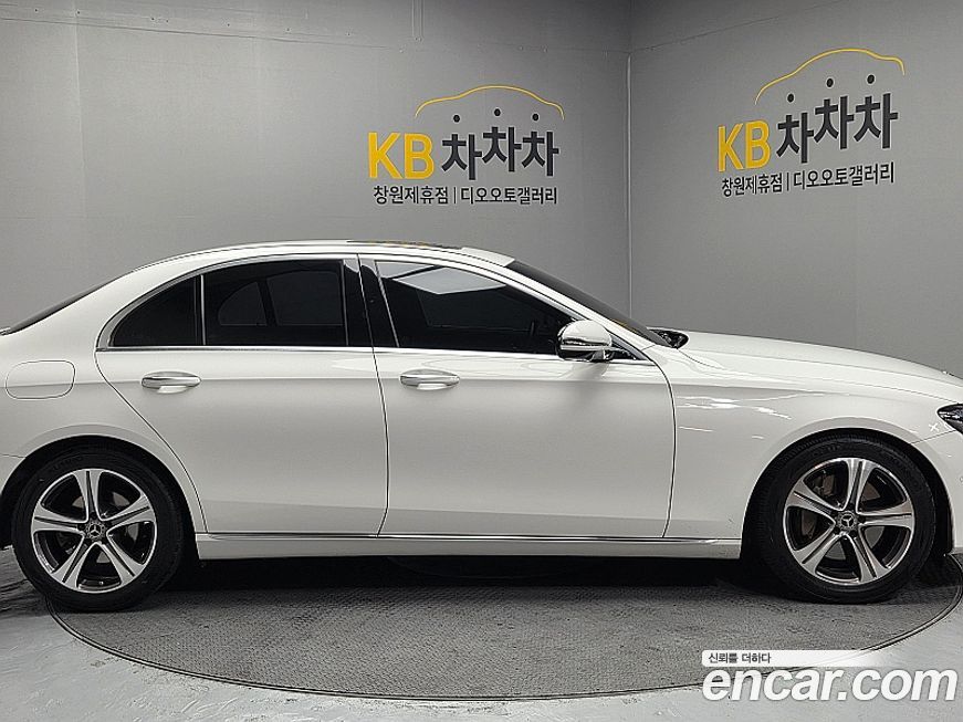 Mercedes-Benz E-Class 2018