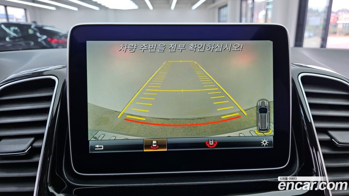 Mercedes-Benz GLE-Class 2016