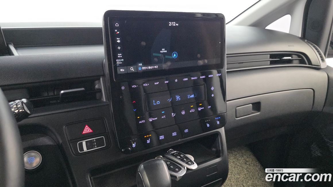 Hyundai Staria 2022